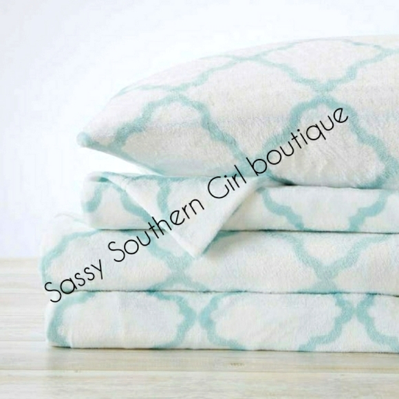 🆕⭐ Velour thick fleece plush Queen sheet set - Picture 1 of 10